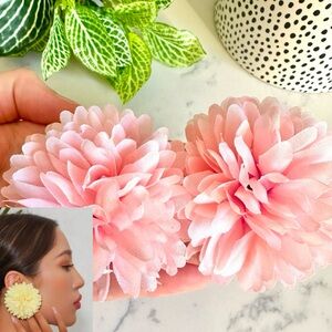 2/$30🌵 Chrysanthemum Flower Earrings Pink Statement Jumbo Garden Floral NEW